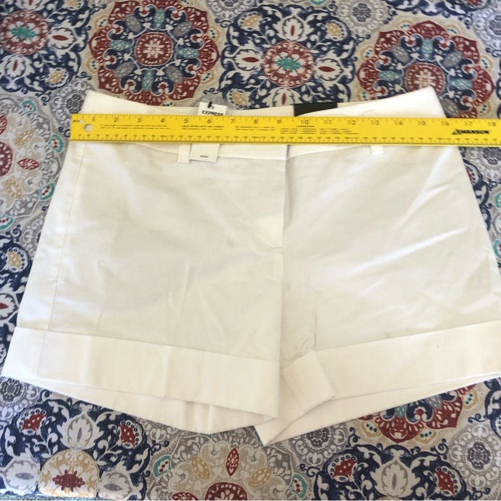 Express shorts women’s size 4